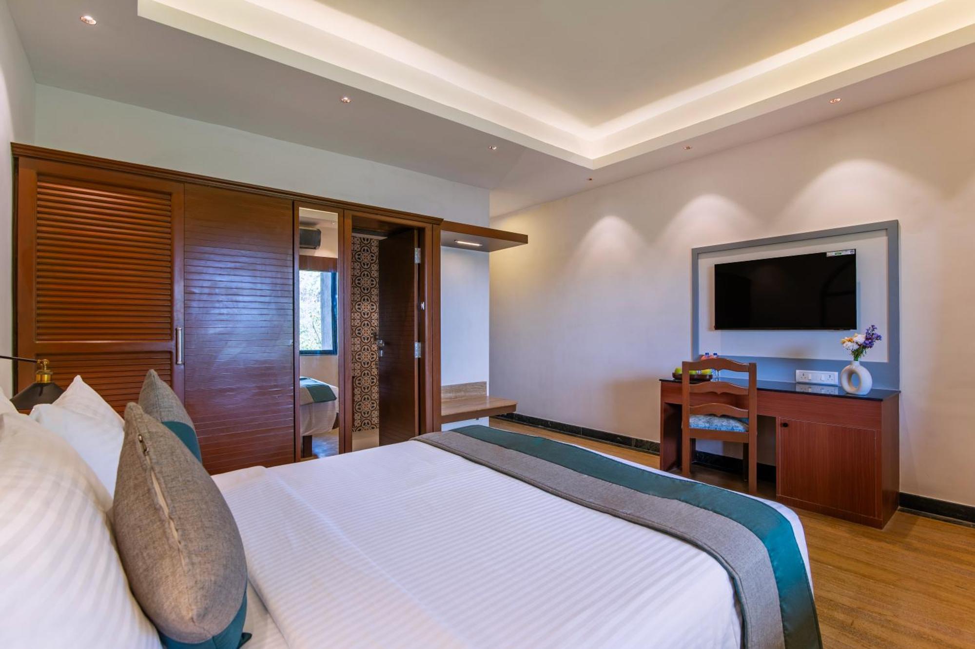 Sterling Karwar Hotel Екстериор снимка